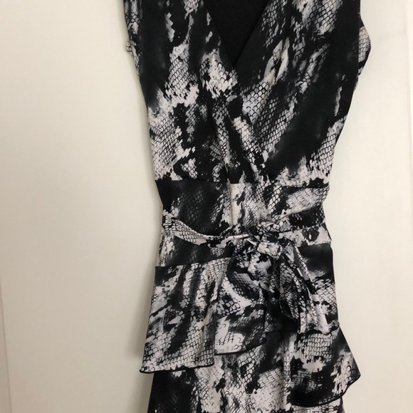WOMENS size Medium dress - Picture 2 of 5